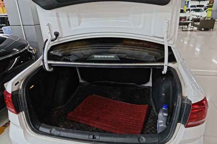 Volkswagen Lavida 2016 car image #19
