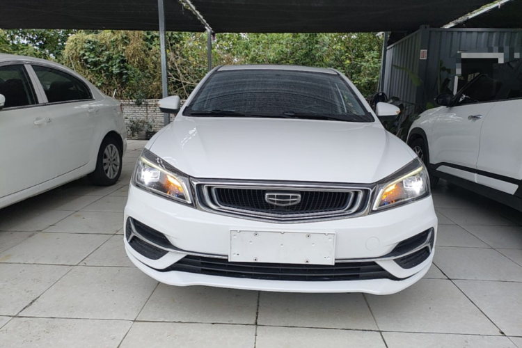 GEELY Emgrand 2021 صورة سيارة #3