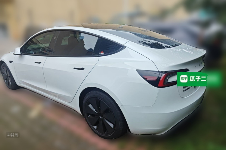 Tesla Model 3 2026 immagine di auto #5