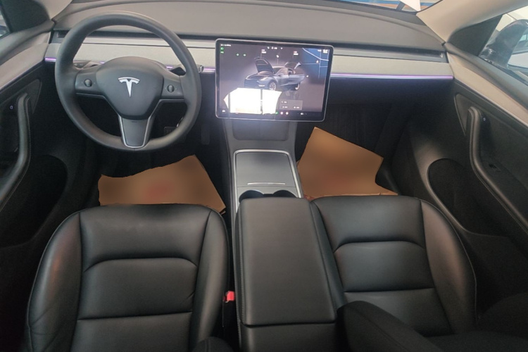 Tesla Model Y 2024 #11 Tesla Model Y 2024 car image #11