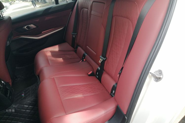 BMW 3 Series 2022 #19 BMW 3 Series 2022 صورة سيارة #19