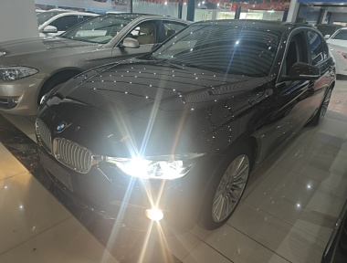 BMW 3 Series 2018 car image 