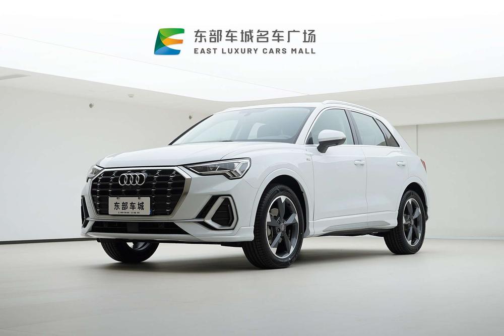 Audi Q3 2019 Audi Q3 2019 immagine di auto