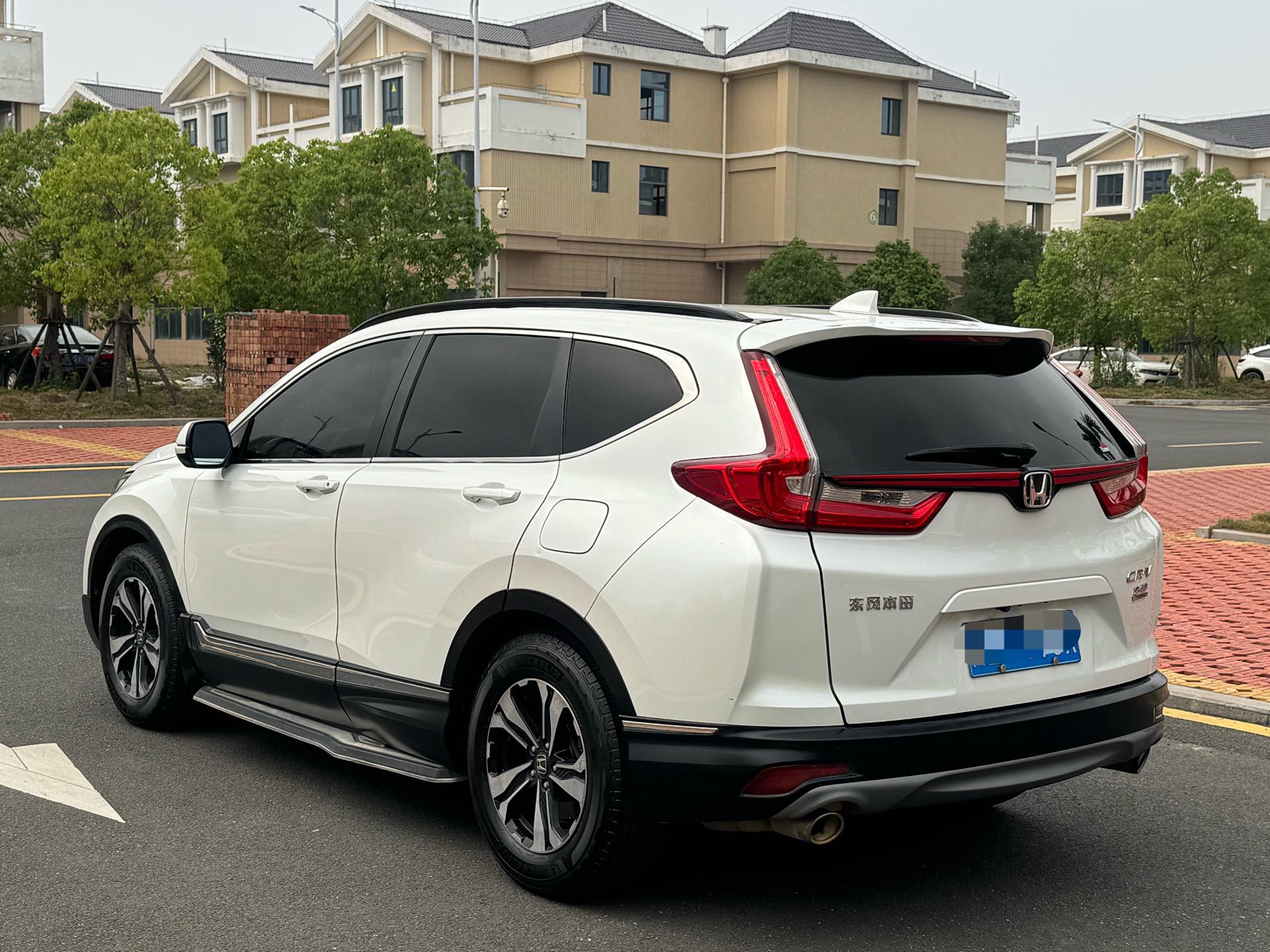 Honda CR-V 2019 immagine di auto #9