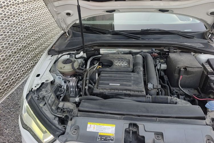 Audi A3 2016 car image #23