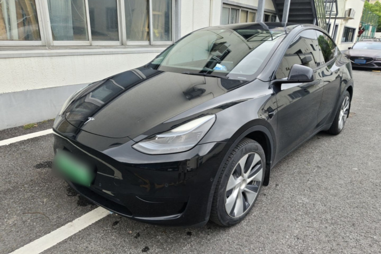 Tesla Model Y 2022 #2 Tesla Model Y 2022 car image #2