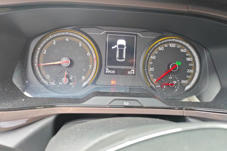 Volkswagen Tharu 2019 car image #10