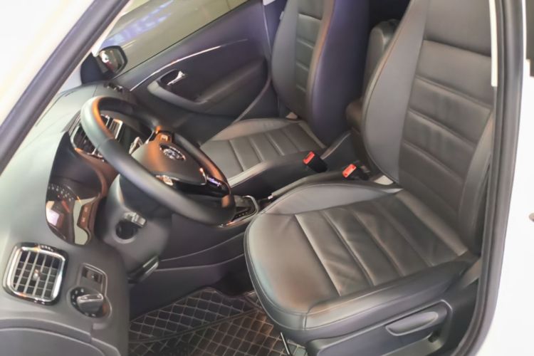 Volkswagen Polo 2017 immagine di auto #19
