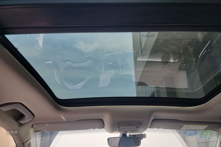 Audi Q3 2019 car image #20