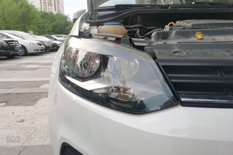 Volkswagen Polo 2016 #8 Volkswagen Polo 2016 car image #8