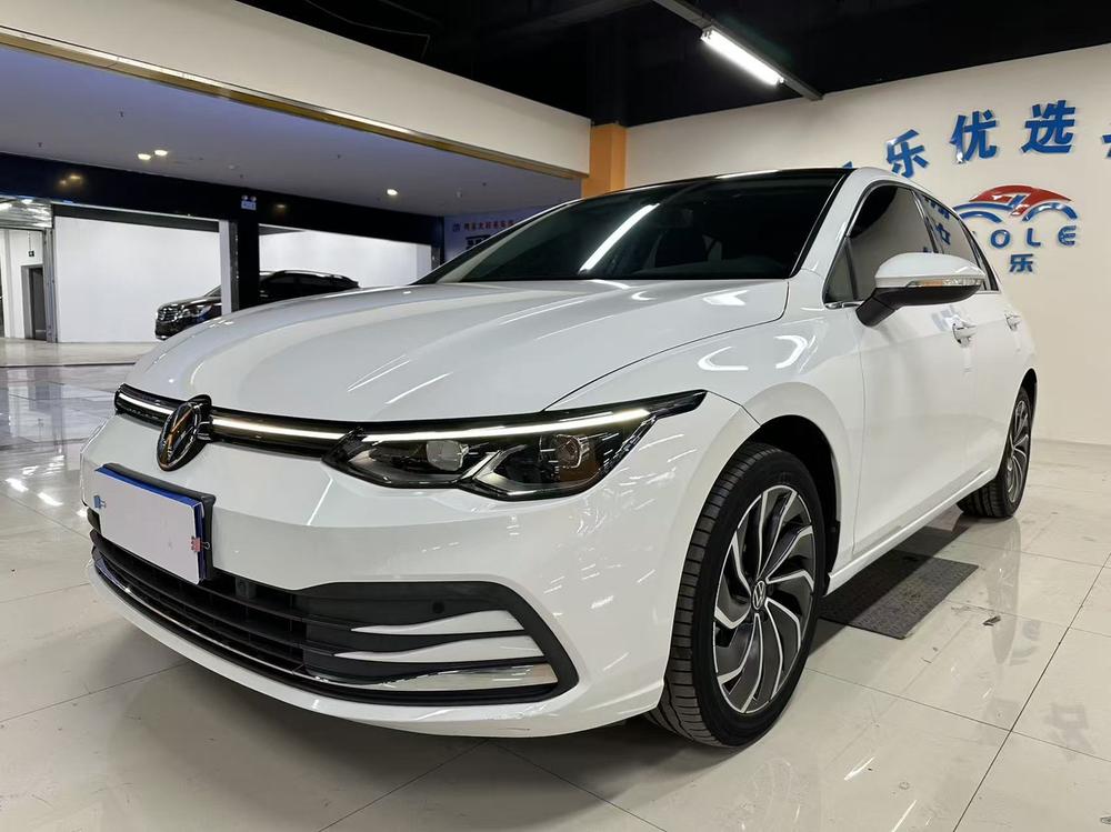 Volkswagen Golf 2022 car image 