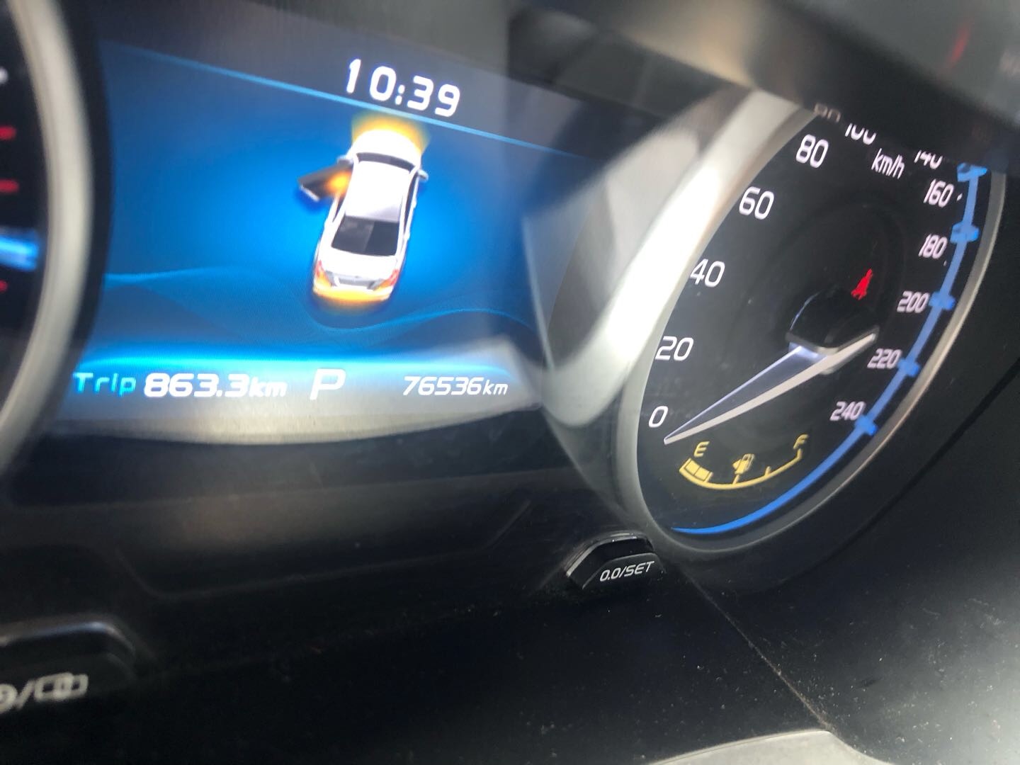 GEELY Emgrand 2017 car image #11