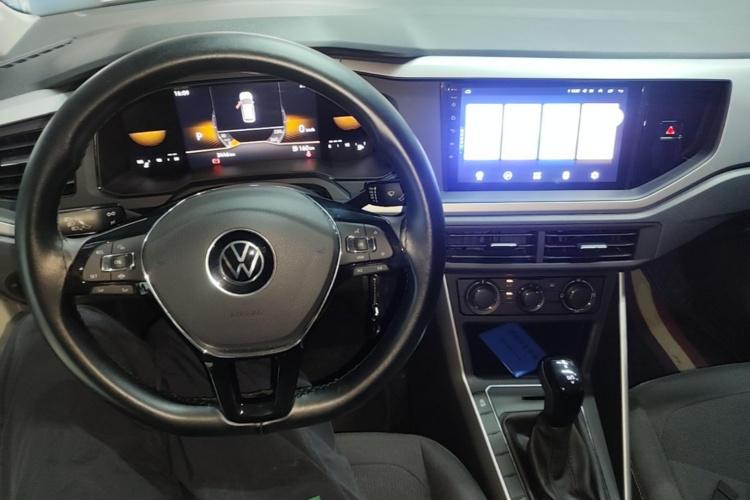 Volkswagen Polo 2024 car image #10