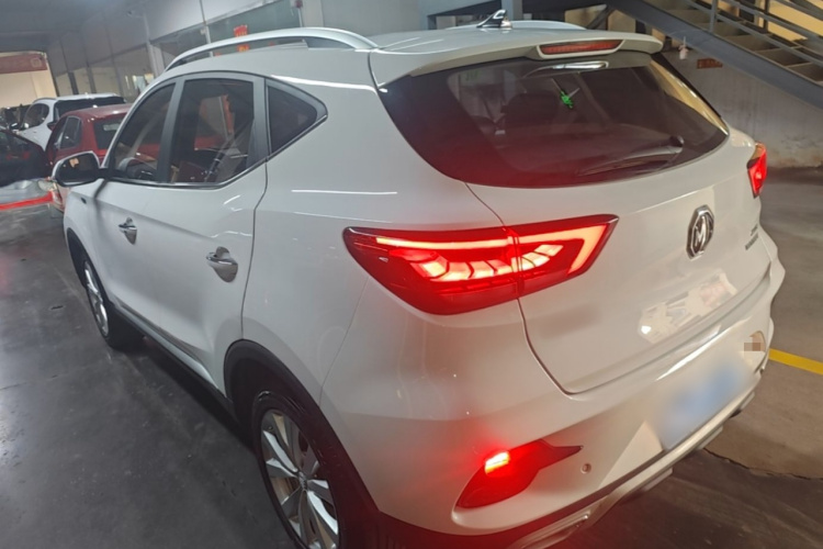 MG ZS 2023 car image #5