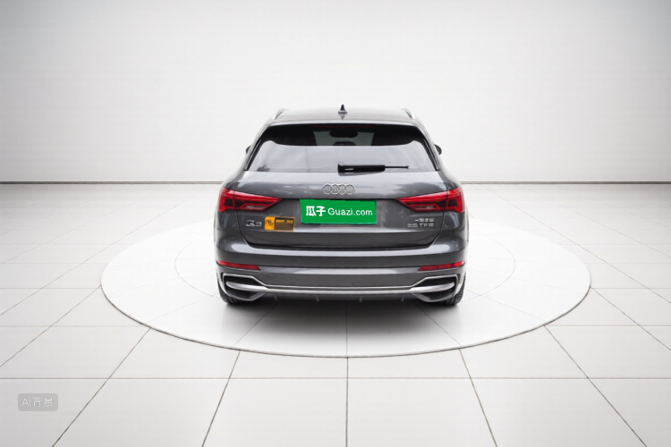 Audi Q3 2020 car image #6