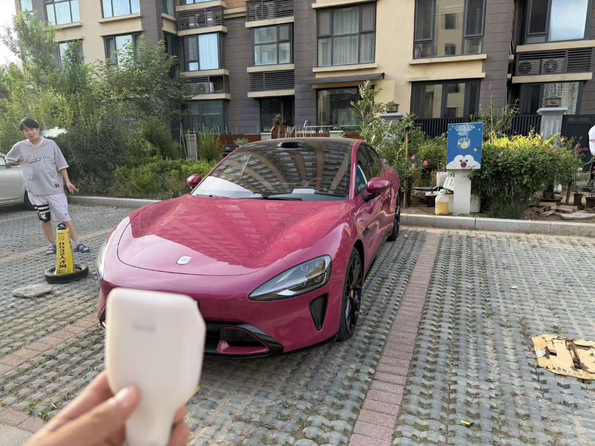 MI SU7 2025 car image 