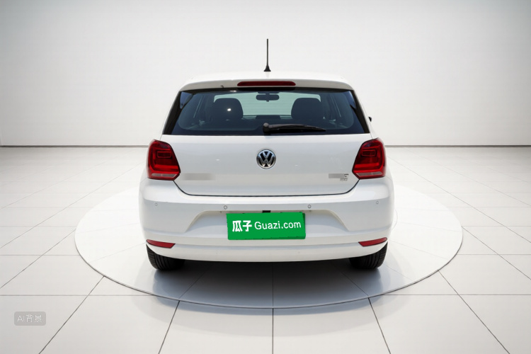Volkswagen Polo 2019 car image #6