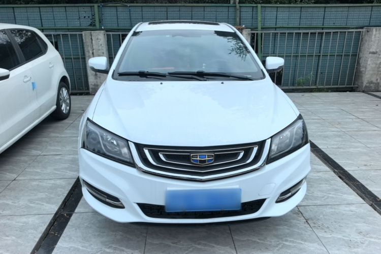 GEELY Emgrand 2018 car image #3