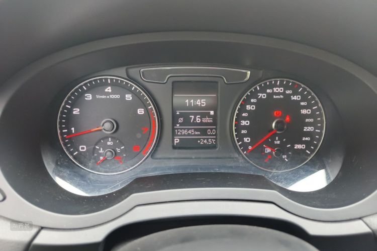 Audi Q3 2018 #14 Audi Q3 2018 car image #14