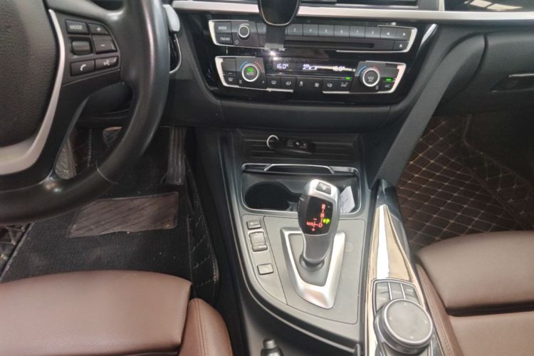 BMW 3 Series 2019 #14 BMW 3 Series 2019 car image #14