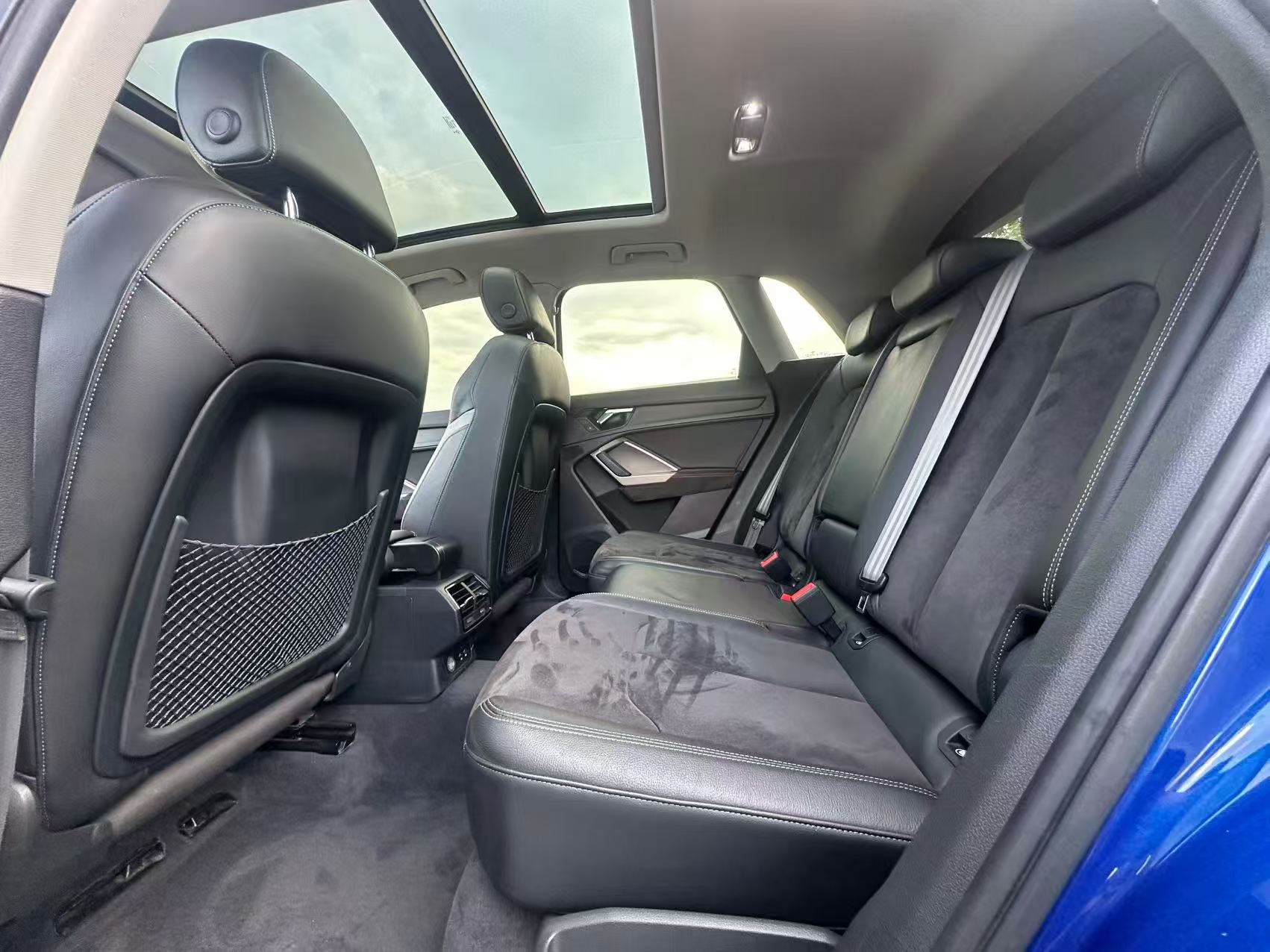 Audi Q3 2020 immagine di auto #9