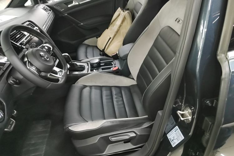 Volkswagen Golf 2018 immagine di auto #15