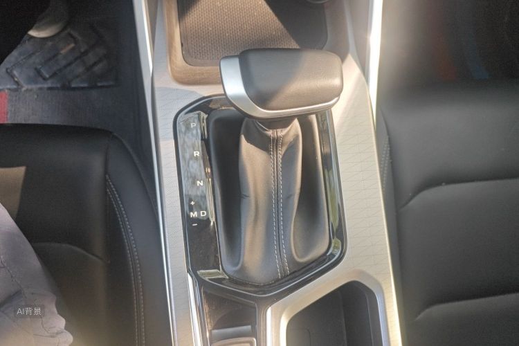 GEELY Emgrand 2024 car image #16