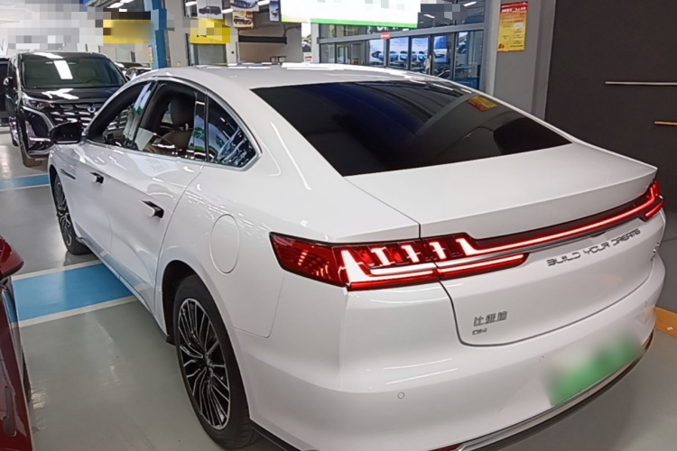 BYD Han 2022 #5 BYD Han 2022 car image #5