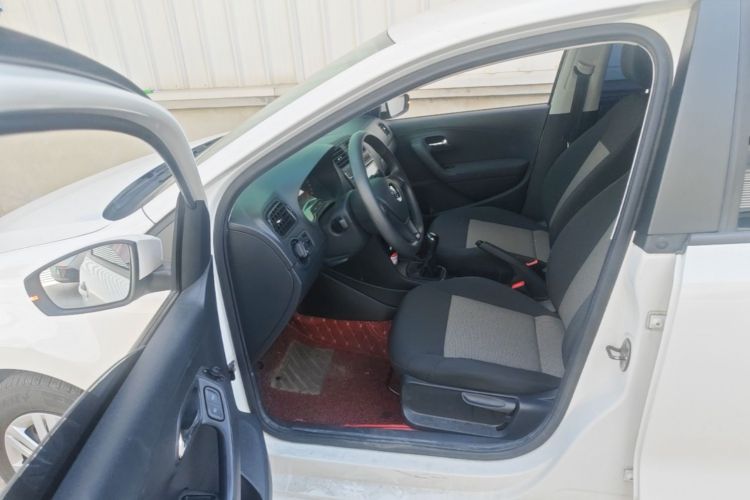 Volkswagen Polo 2019 #16 Volkswagen Polo 2019 car image #16