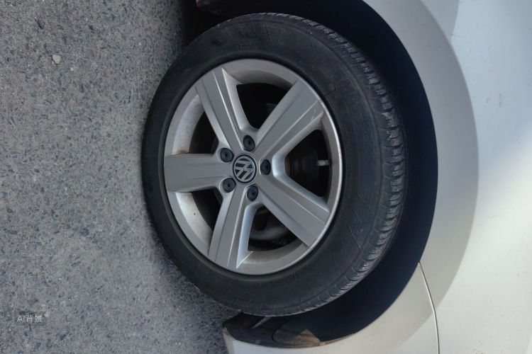 Volkswagen Golf 2017 car image #9