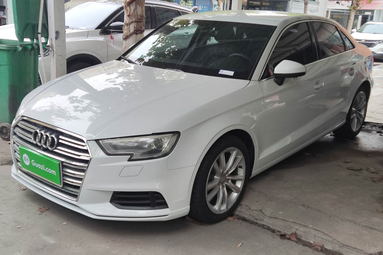 Audi A3 2017 immagine di auto #2