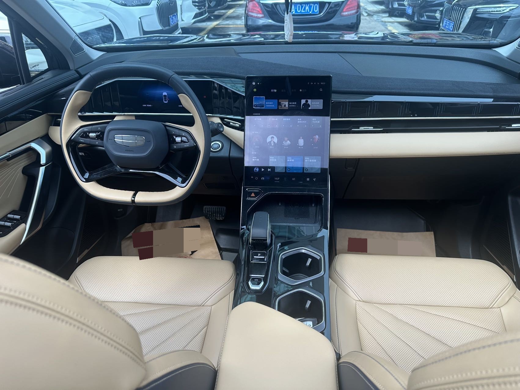 GEELY Boyue L 2023 car image #5