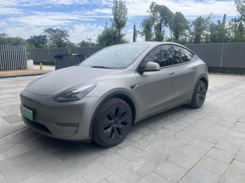 Tesla Model Y 2024 car image 