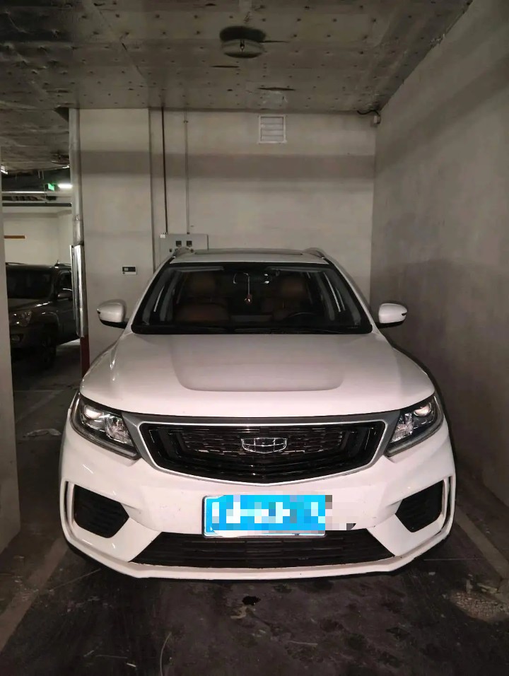 GEELY Vision X6 2021 car image #3