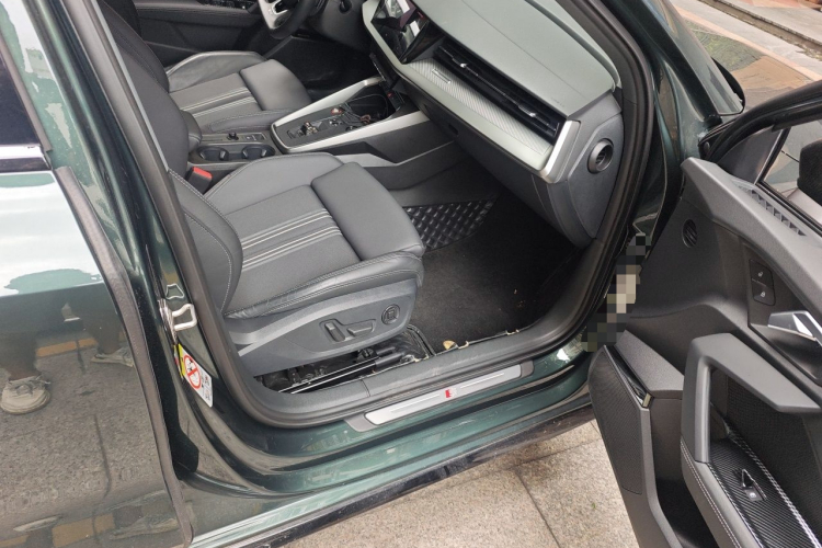 Audi A3 2022 immagine di auto #23