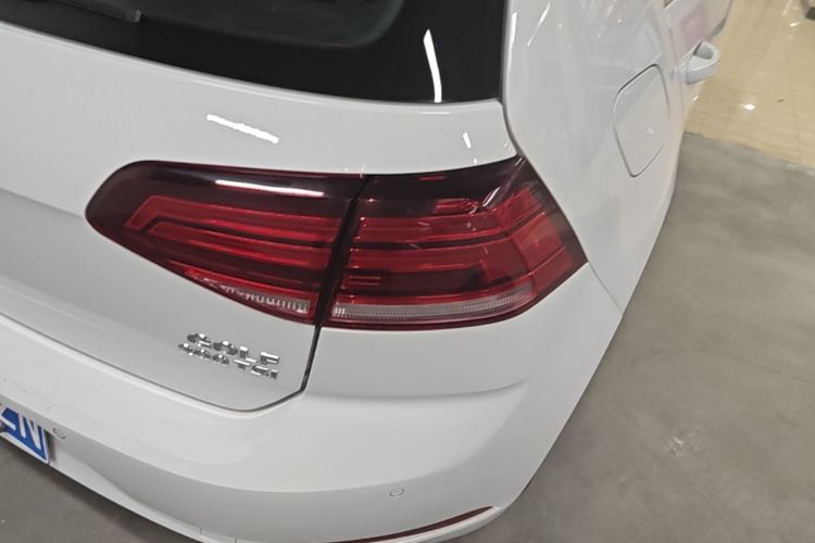 Volkswagen Golf 2019 #8 Volkswagen Golf 2019 car image #8