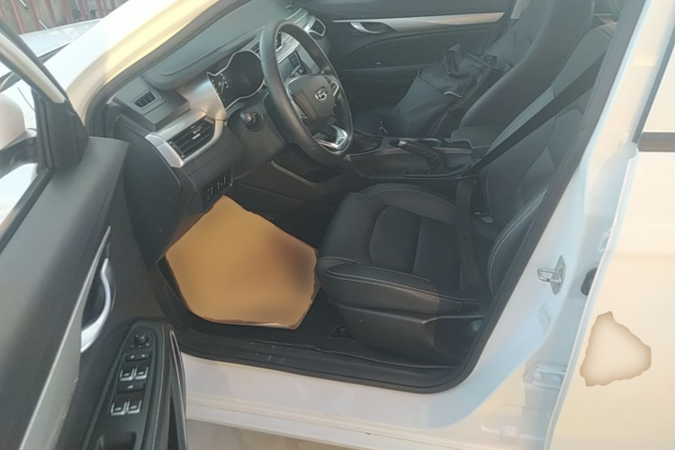 GEELY Emgrand 2021 car image #16