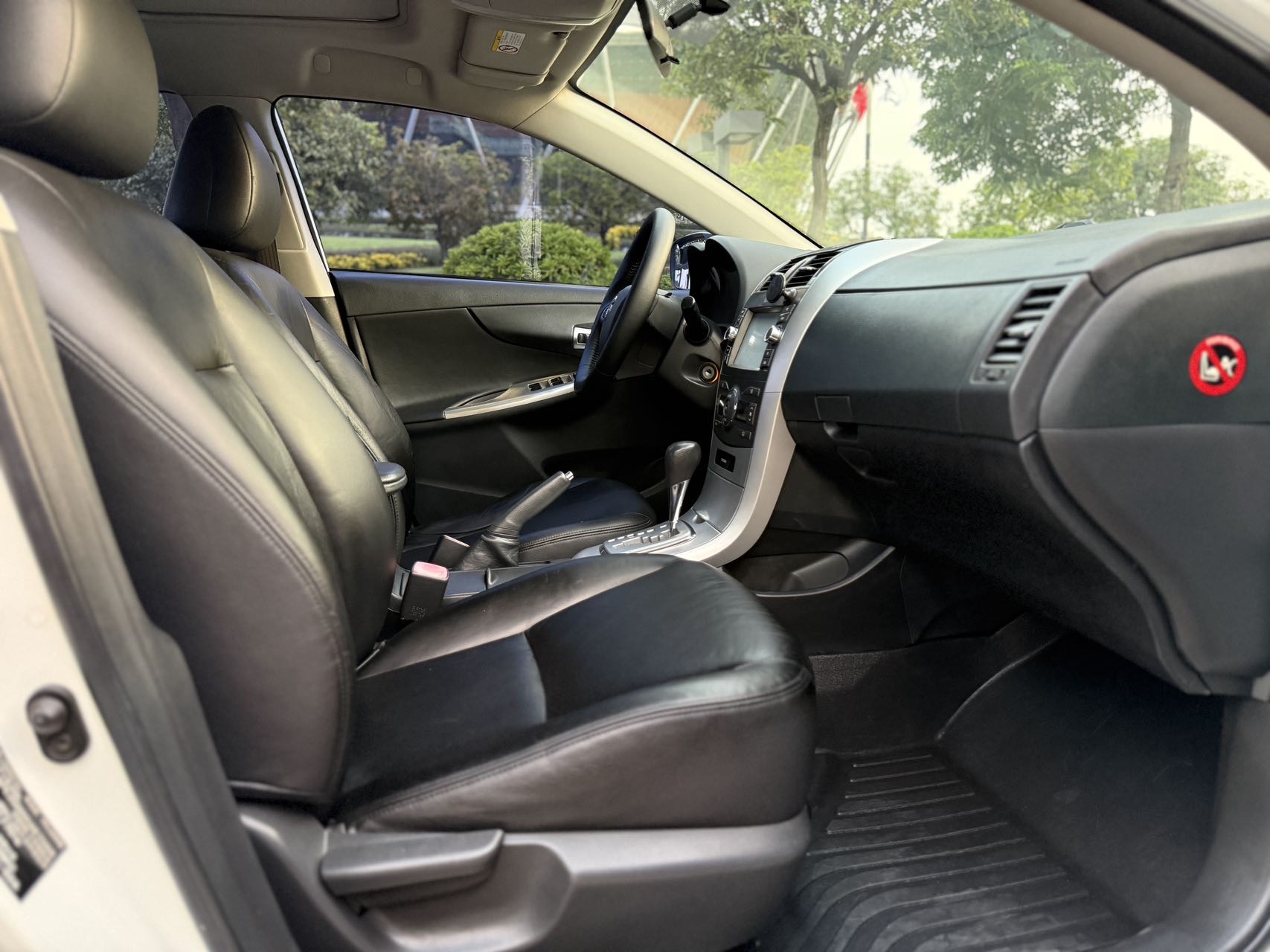Toyota Corolla 2013 immagine di auto #8