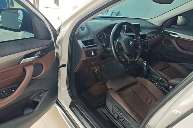 BMW X1 2018 #12 BMW X1 2018 car image #12
