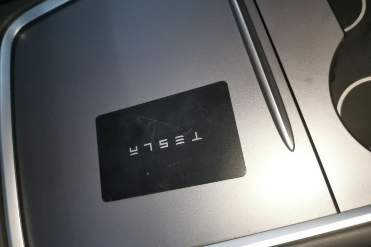 Tesla Model Y 2023 #9 Tesla Model Y 2023 car image #9