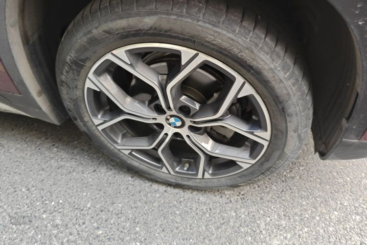 BMW X1 2021 car image #9