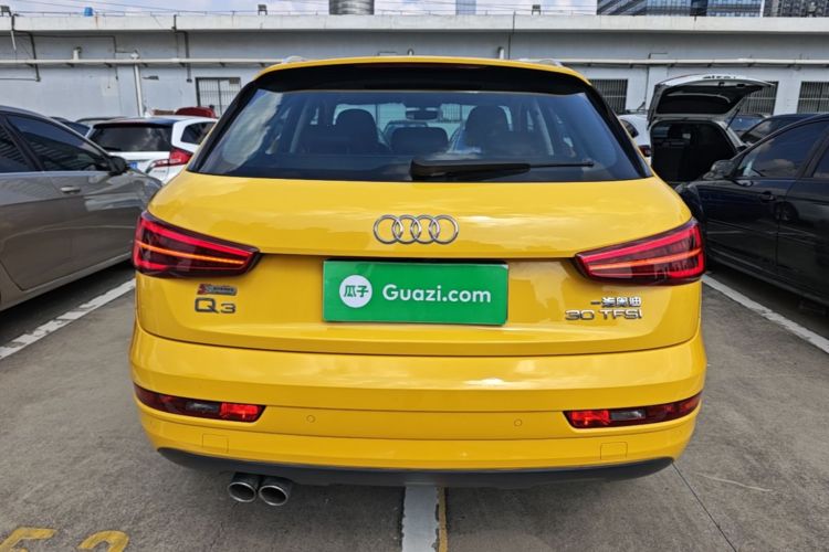 Audi Q3 2016 car image #6