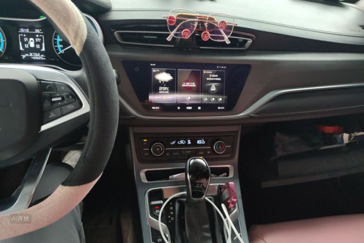 GEELY Emgrand 2021 #15 GEELY Emgrand 2021 car image #15