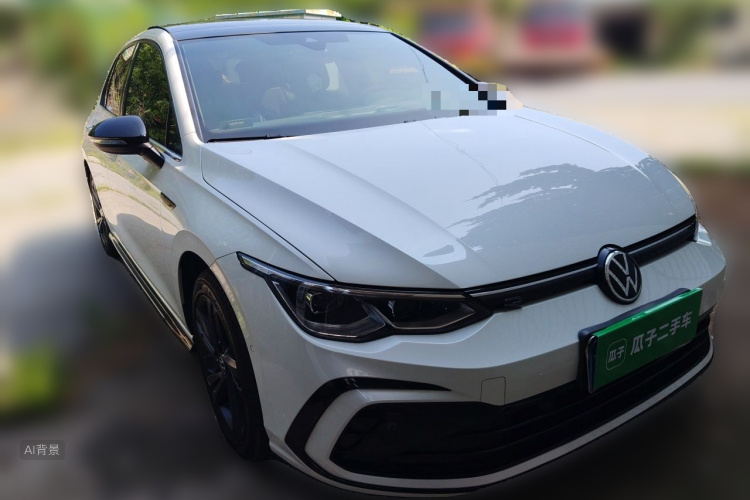 Volkswagen Golf 2021 car image #4