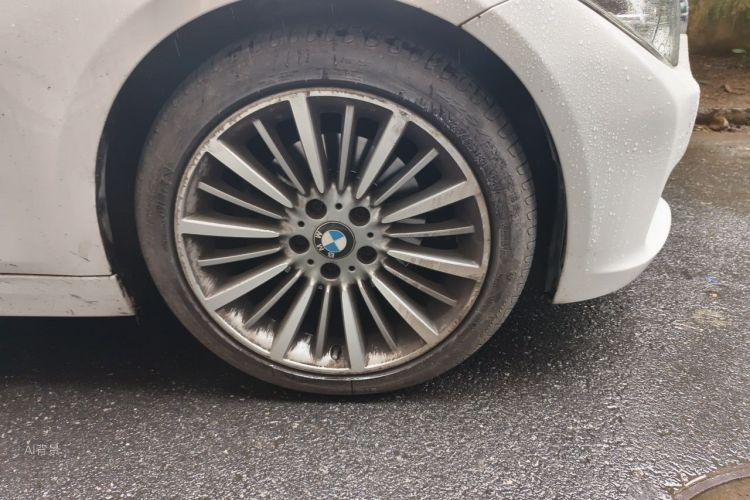 BMW 3 Series 2019 #9 BMW 3 Series 2019 car image #9