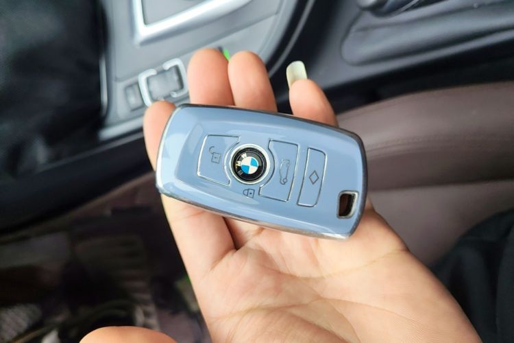 BMW 3 Series 2019 #14 BMW 3 Series 2019 car image #14