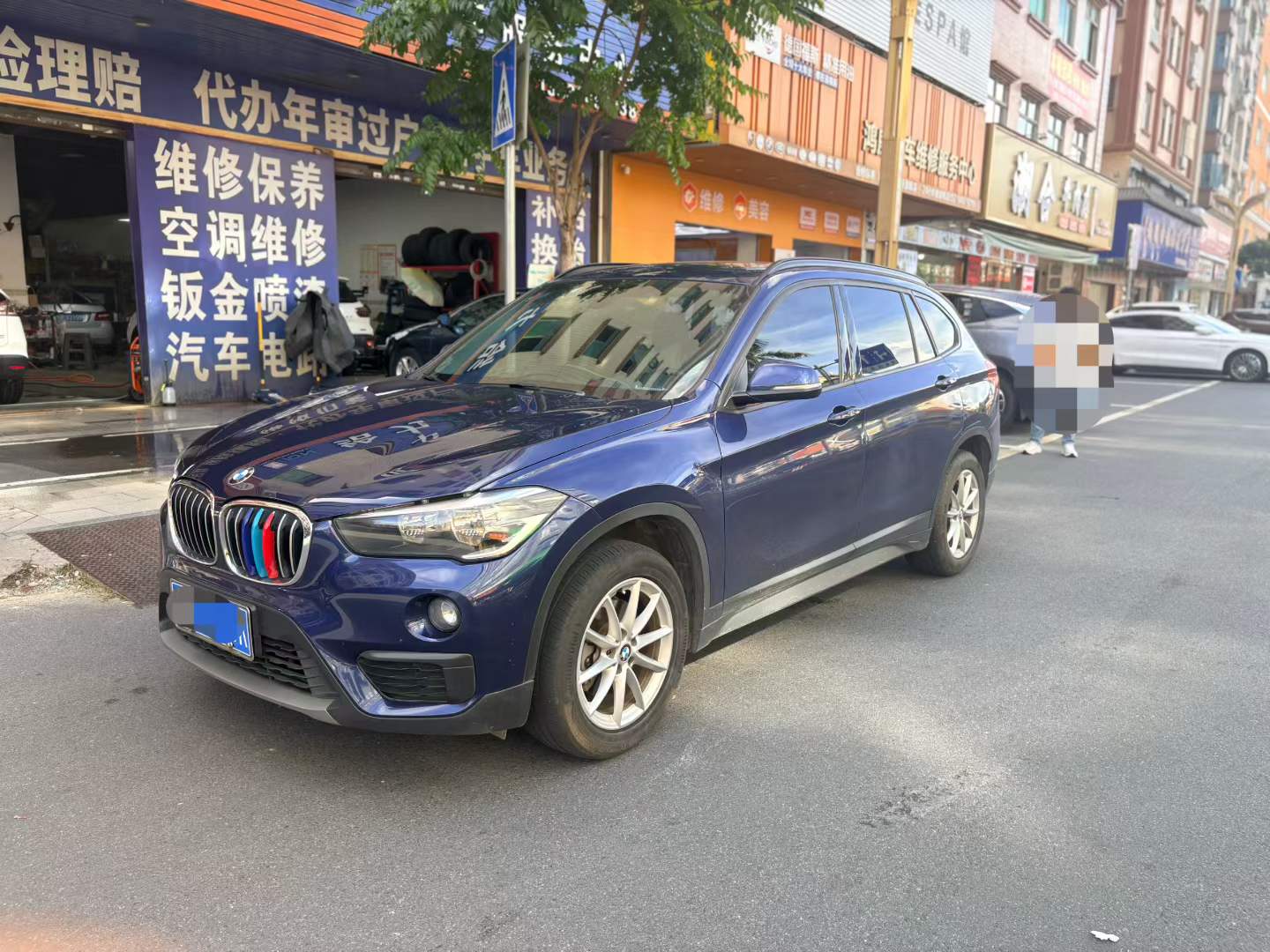 BMW X1 2019 BMW X1 2019 car image