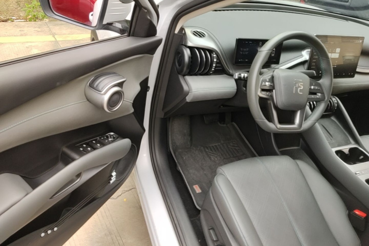 BYD Yuan Plus 2025 car image #16