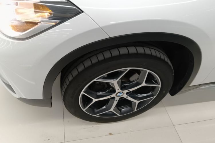 BMW X1 2018 car image #3