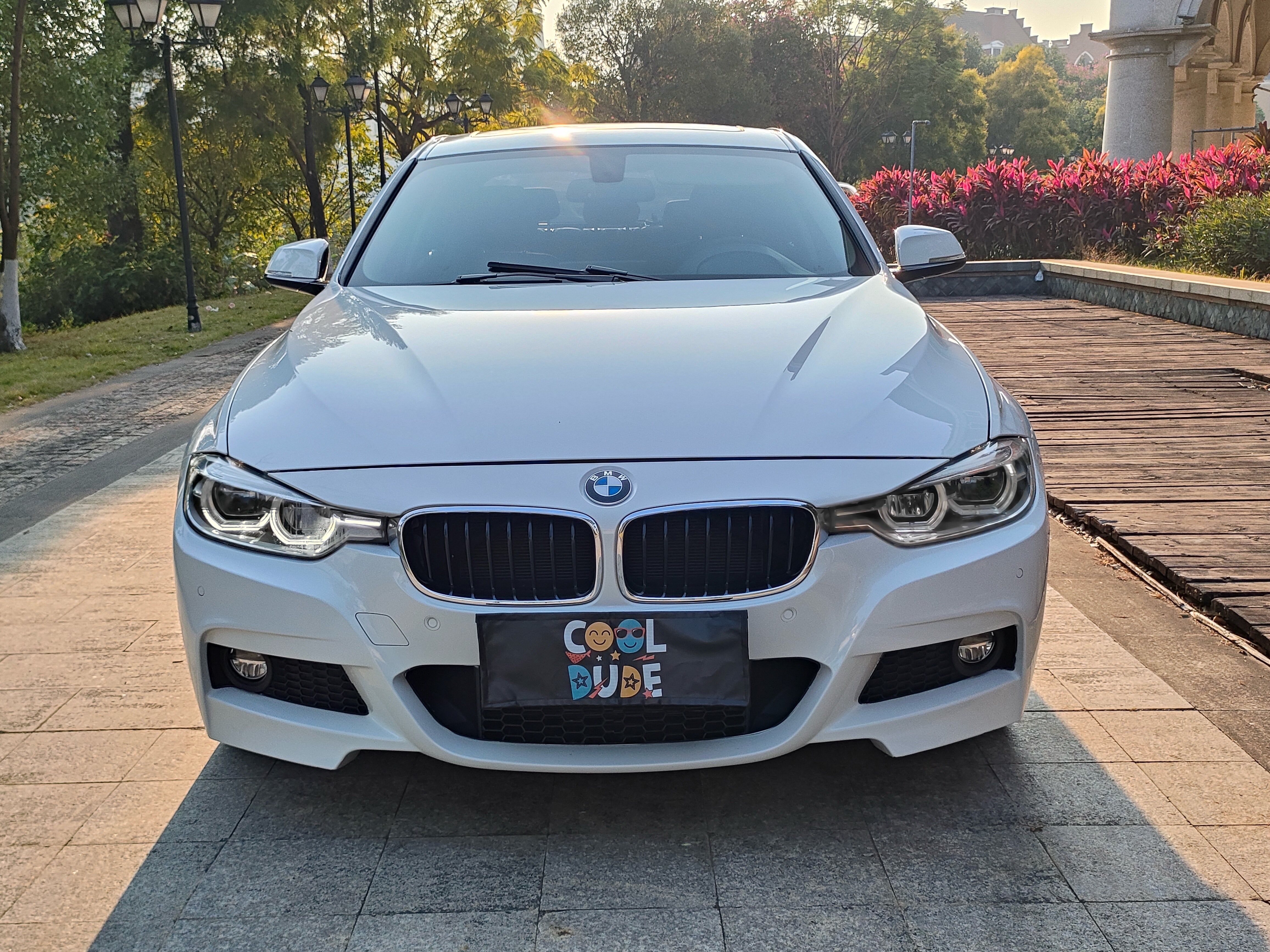 BMW 3 Series 2018 #4 BMW 3 Series 2018 car image #4
